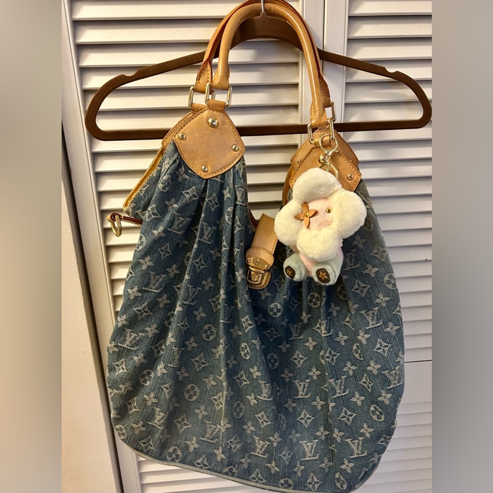Authentic Louis Vuitton Mahina XL Denim Tote / Shoulder Bag – Y2K Monogram Jean